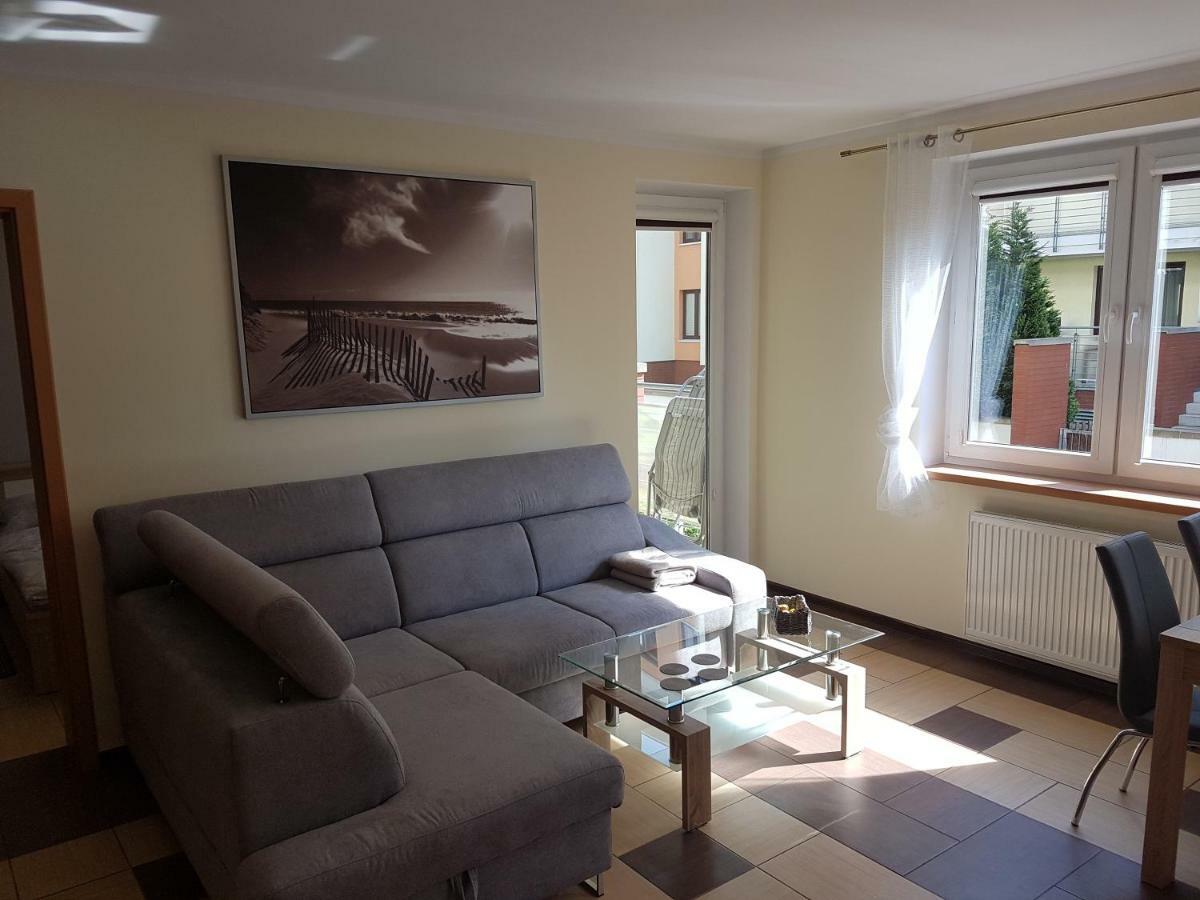 Apartament Z Ogrodkiem Pomerania Kołobrzeg Exterior foto